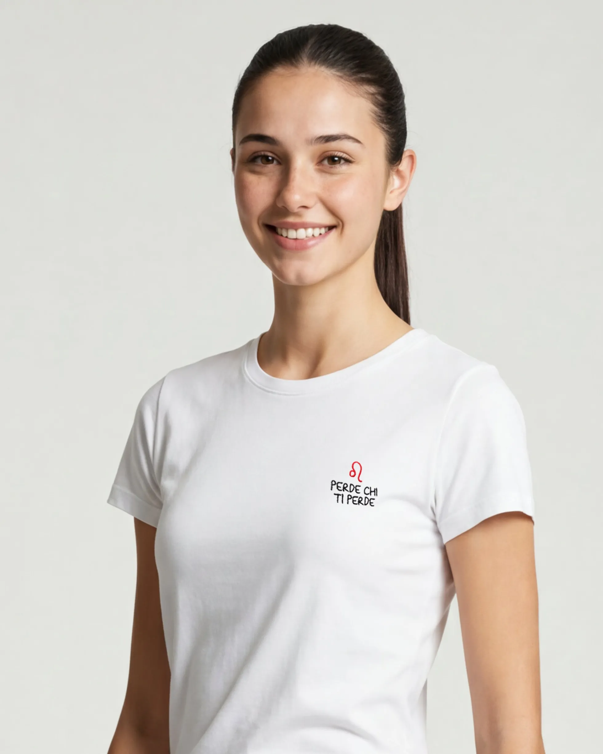 T-shirt donna "Leone" by Luigi Torres Cerciello